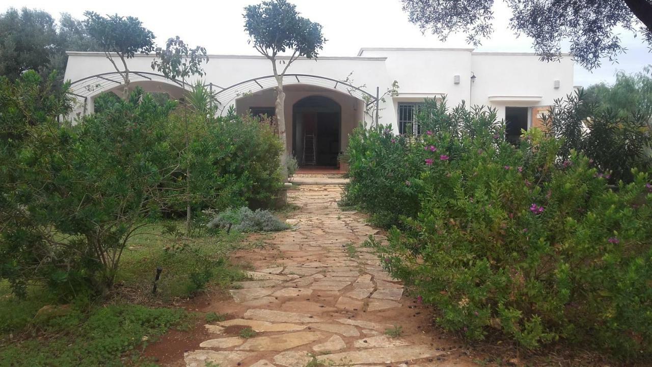 Sol Invictus Est Villa Serranova Exteriör bild